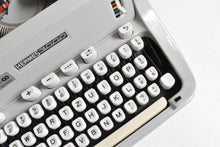 Load image into Gallery viewer, RESERVED* 1970 Hermes 3000 Typewriter - Pica
