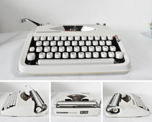 Load image into Gallery viewer, 1973 Hermes Baby Typewriter - French and English keyboard AZERTY
