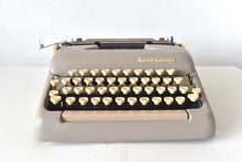 Load image into Gallery viewer, 1956 Smith Corona Clipper Typewriter - Pica
