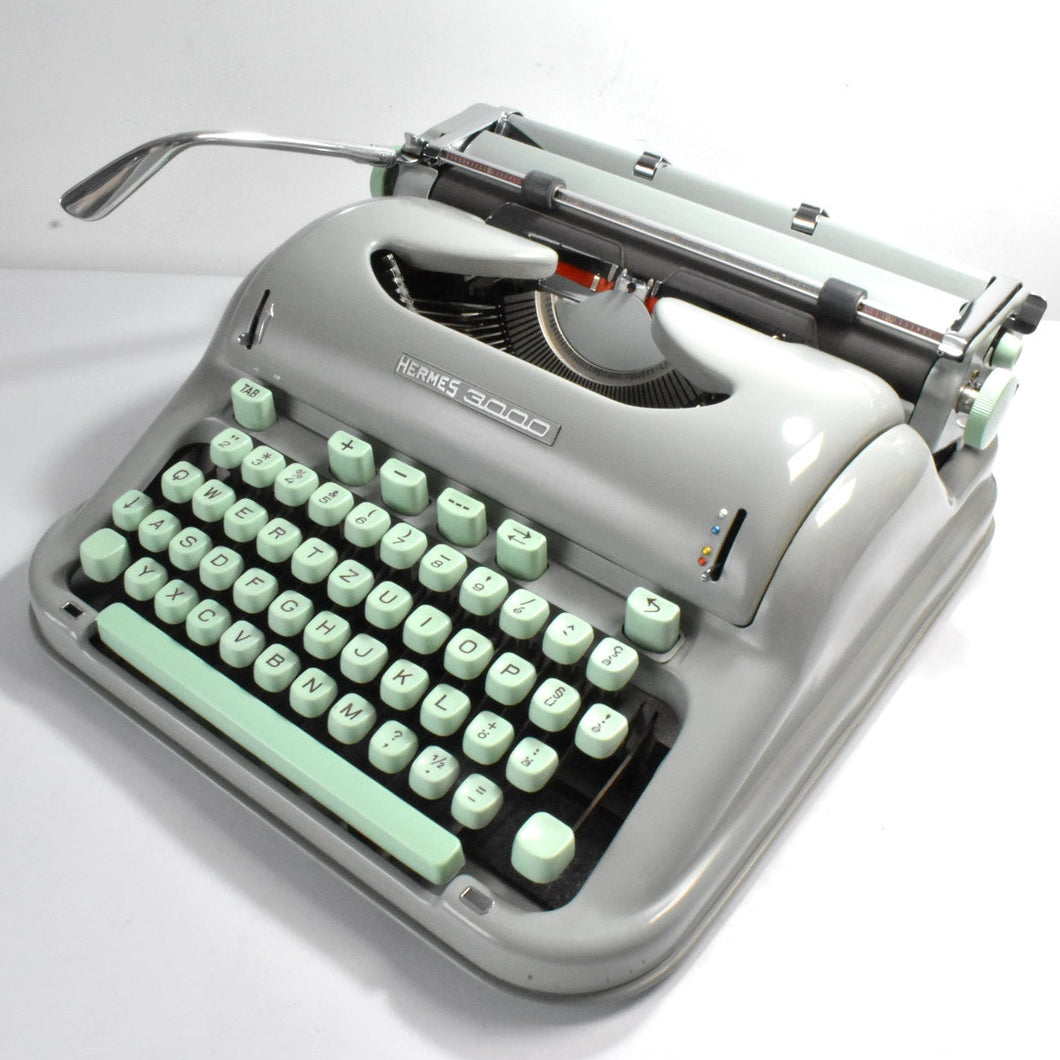 Reserved* Restored Hermes 3000 Typewriter
