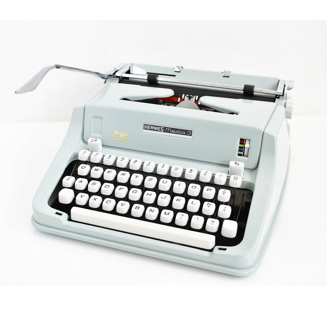 Hermes Media 3 Typewriter, Uncommon Petit Pica Typeface