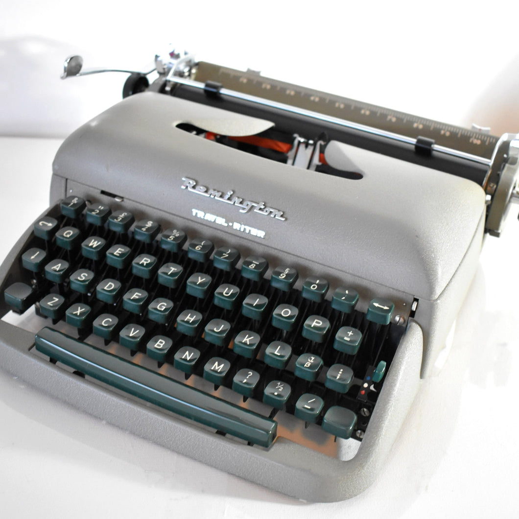 1956 Remington Travel Riter Typewriter