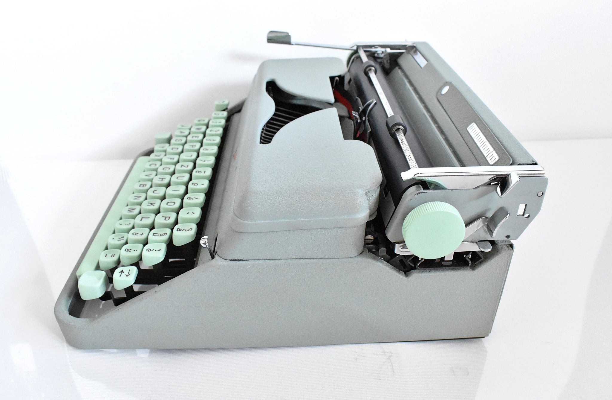 1957 Hermes 2000 Typewriter – Amsterdam Typewriter